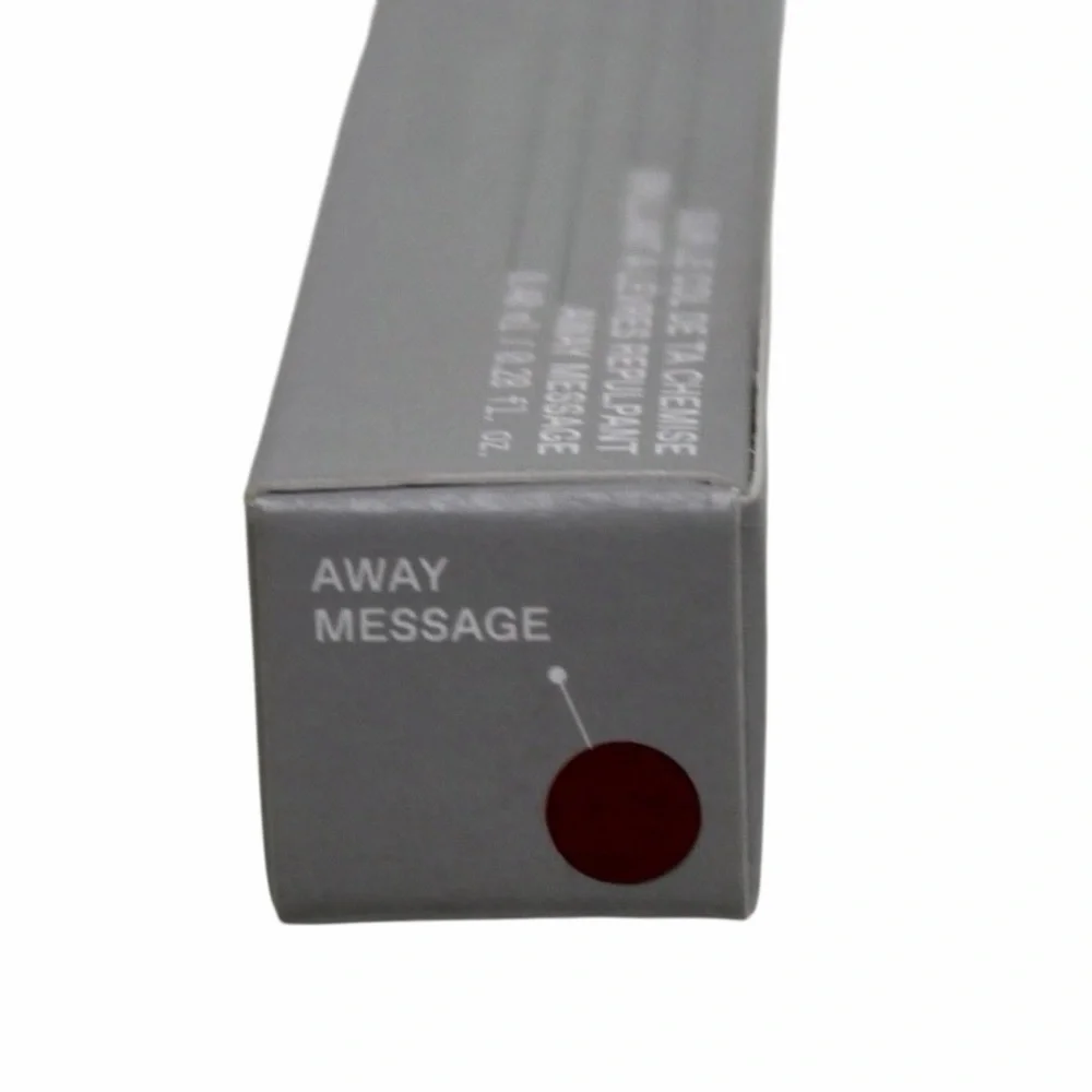 r.e.m. beauty by Ariana Grande – On Your Collar Plumping Lip Gloss Away Message